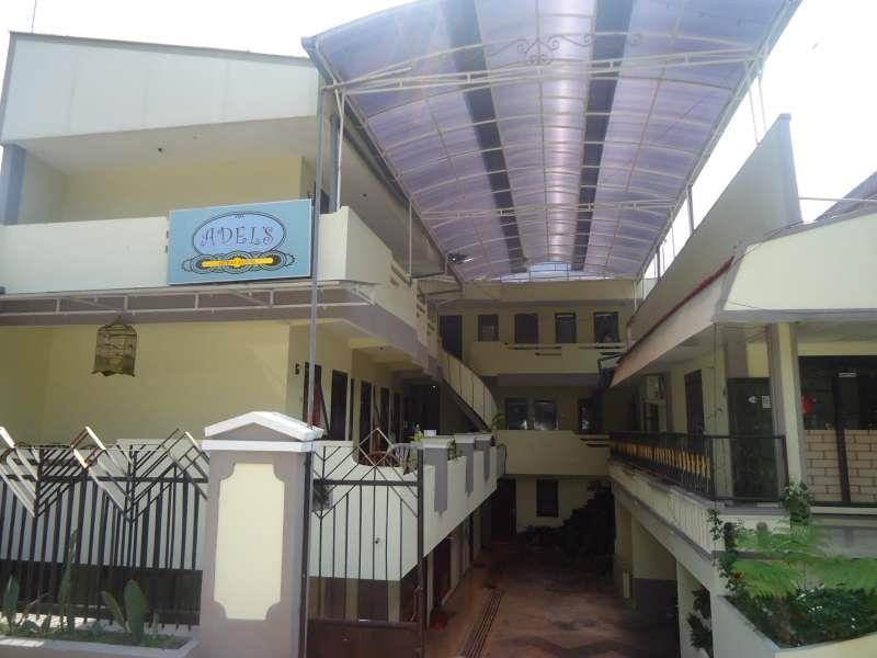 玛琅 阿德尔旅馆酒店 外观 照片